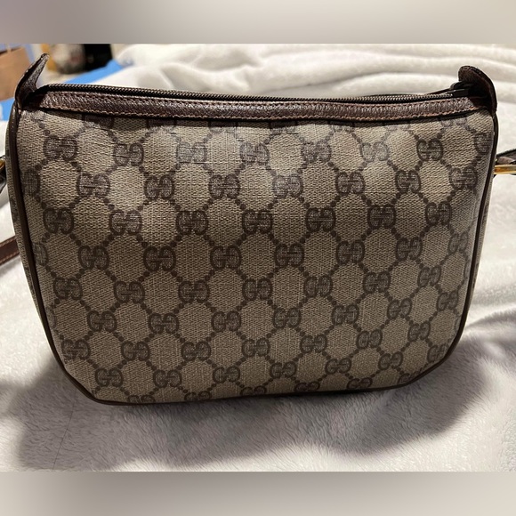 Authentic GG sherry line criss body bag - Picture 3 of 12